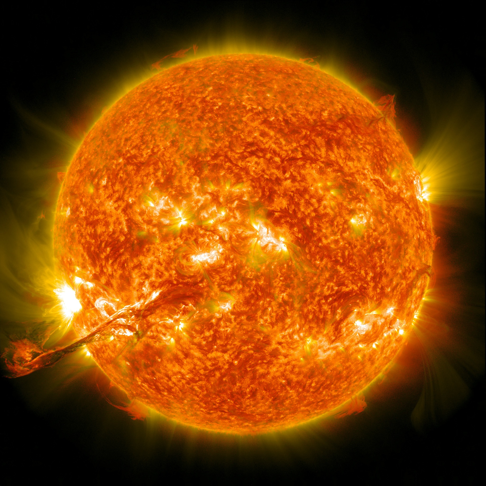 The National Weather Service has issued an Extreme Heat Warning for parts of Vermont from noon Wednesday, July 1, through 7 PM Friday, July 3.

Dangerously hot conditions are expected, with heat index values up to 106. In Vermont, this warning includes the Champlain Valley and eastern Windsor County. The hottest hours will be between 1 PM and 5 PM each day.

Drink plenty of fluids. Stay in an air-conditioned space if you can. Stay out of the sun. Check on relatives and neighbors.

Find cooling centers and heat resources here:
https://www.healthvermont.gov/environment/climate-health/hot-weather#map

Check heat risk conditions here:
cdc.gov/HeatRisk/